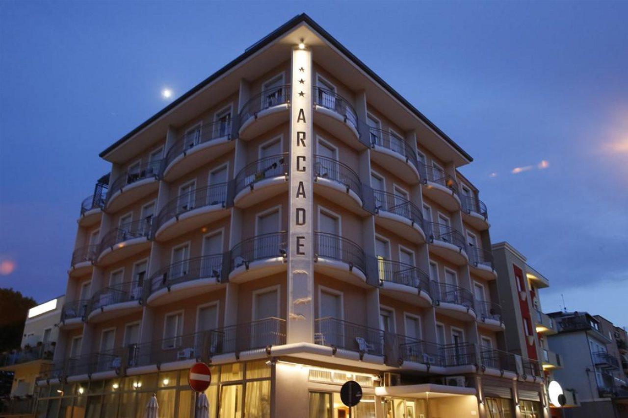 Hotel Arcade Rimini Buitenkant foto